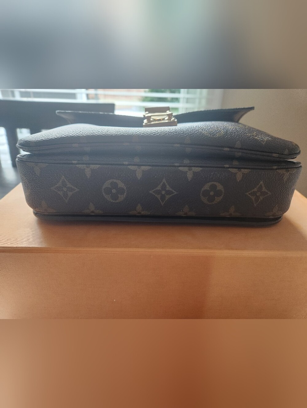 Louis Vuitton Monogram Canvas Pochette Metis in Brown with Gold Hardware - Picture 5 of 17